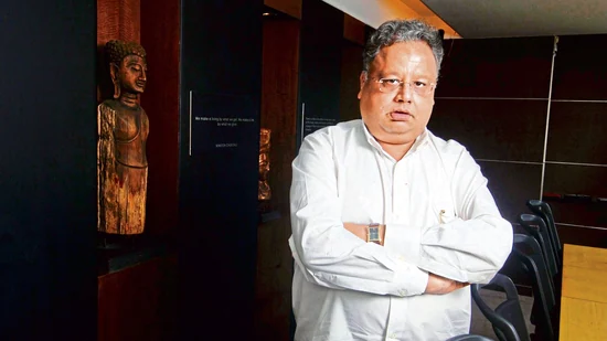 Billionaire investor Rakesh Jhunjhunwala dies at 62